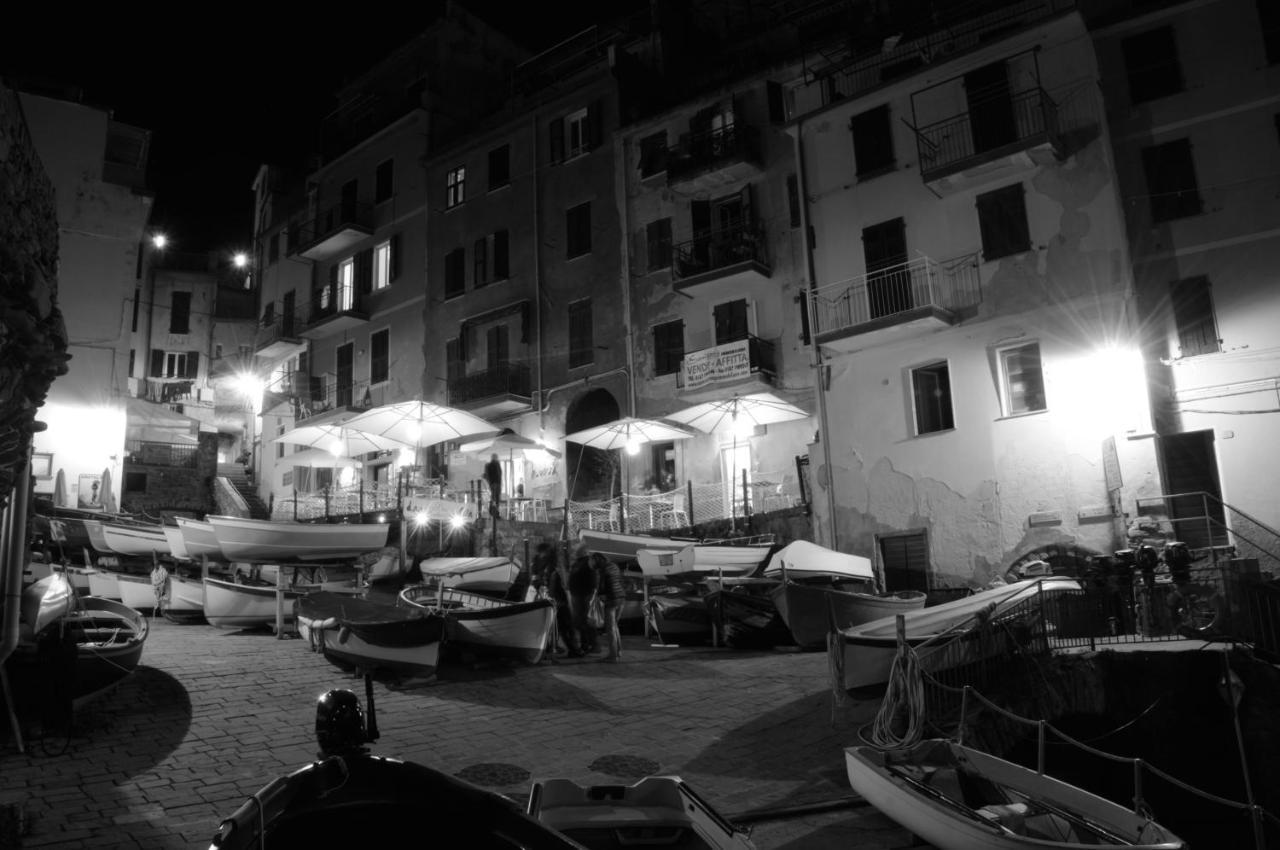 Una Finestra Sul Mare - Free Wi -Fi ริโอมัจโจเร ภายนอก รูปภาพ