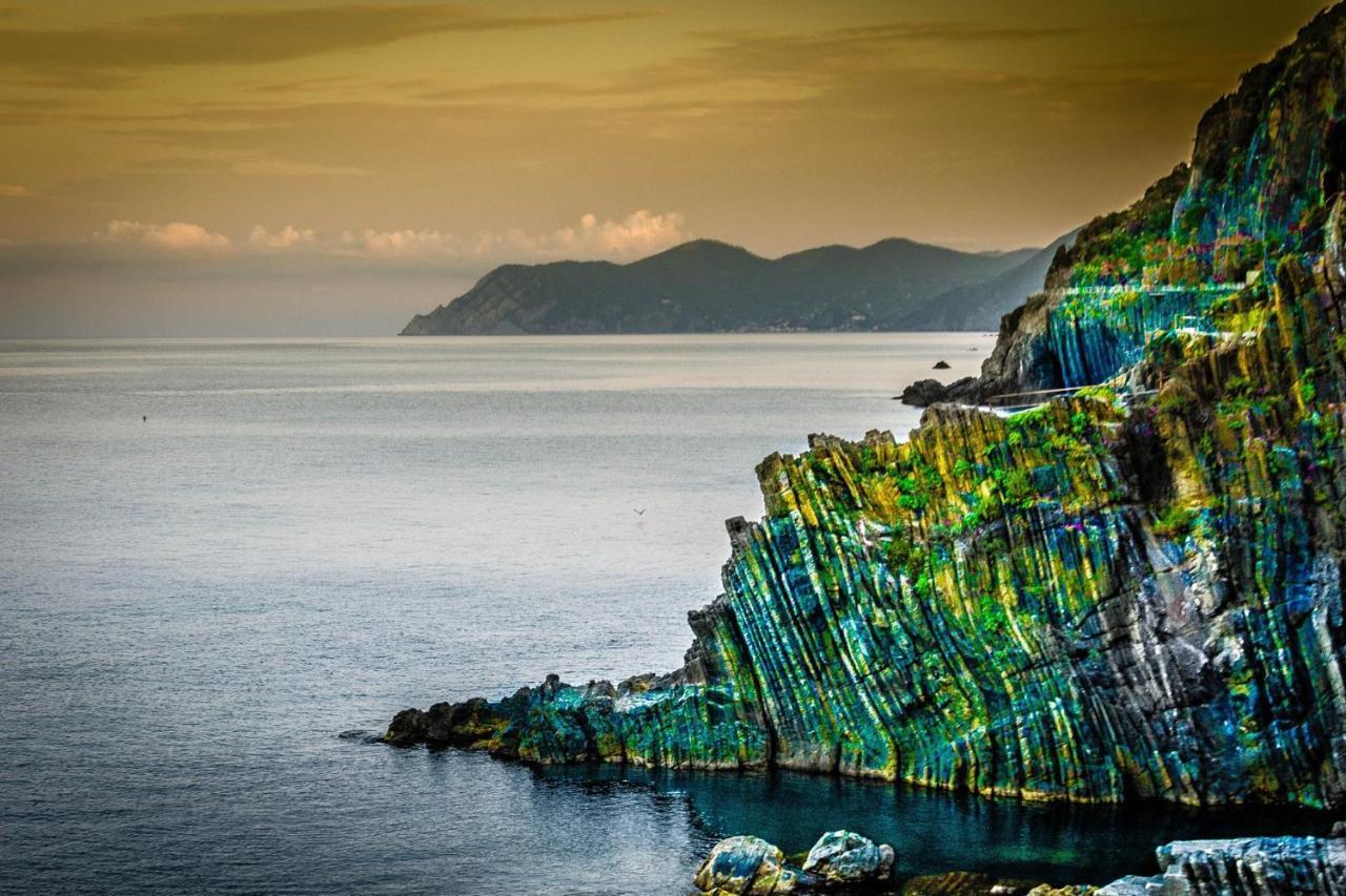 Una Finestra Sul Mare - Free Wi -Fi ริโอมัจโจเร ภายนอก รูปภาพ